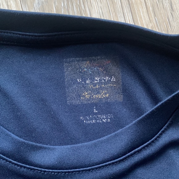 Greg Norman Shark DriFit-like Tshirt / 4.99 SHIPPING - Picture 2 of 5